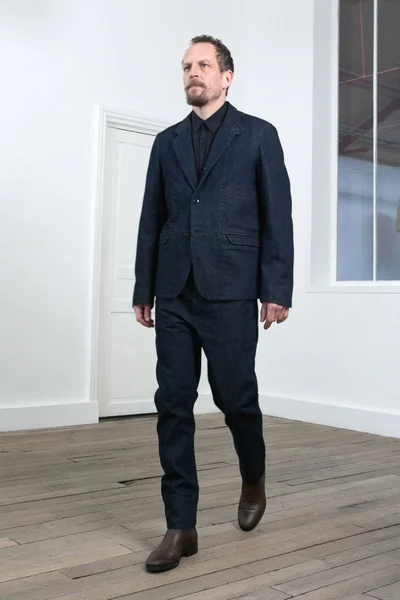 Look 5